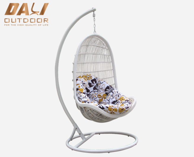 Egg Design Bærbar Indendørs Rattan Patio Gyngestol
